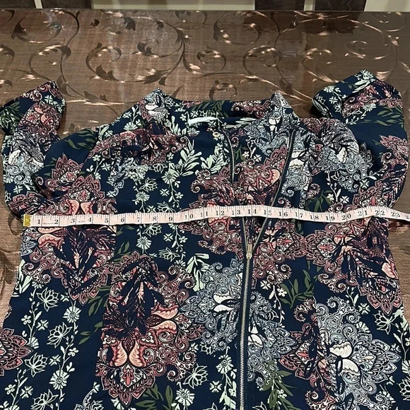 CJ Banks Floral Jacket Side Zipper Lightweight - Picture 7 of 10